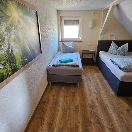 Haesselhof - 80Qm Ferienwohnung Im Zentrum Von Bad Liebenwerda Buitenkant foto