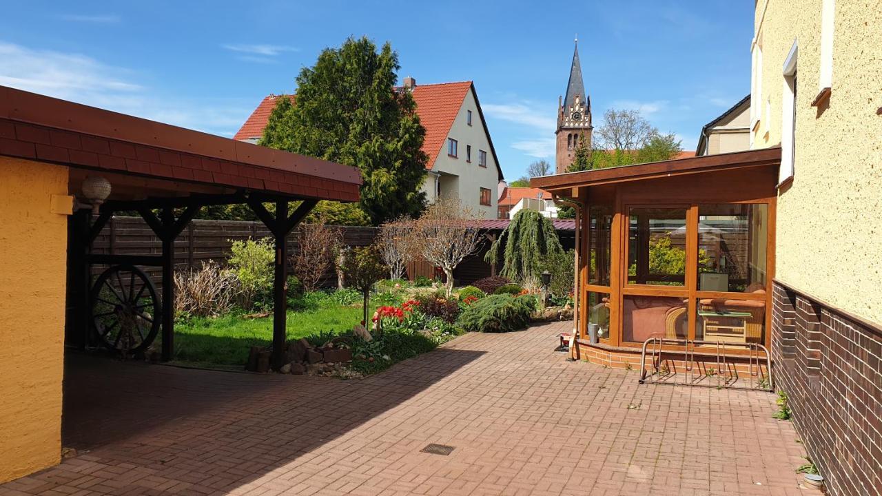 Haesselhof - 80Qm Ferienwohnung Im Zentrum Von Bad Liebenwerda Buitenkant foto